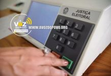 Política: Primeiro turno das eleições 2020 está marcado para 4 de outubro. TSE monitora reflexos da pandemia no calendário das eleições, qualquer mudança de data, por menor que seja, requer aprovação de uma proposta de emenda constitucional.